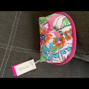 COPY - NWT Lilly Pulitzer travel clutch